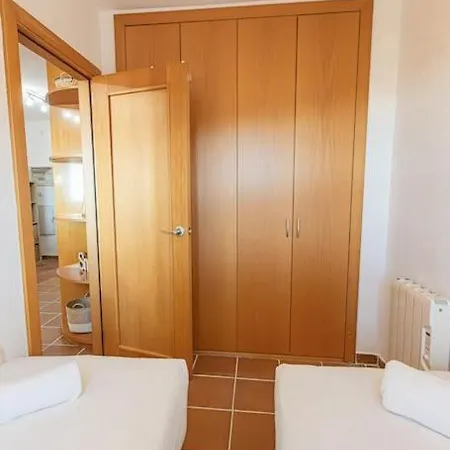 Holidays, Arttyfal, 2 4 Personas, Parking Y Wi-fi * シエラネバダ